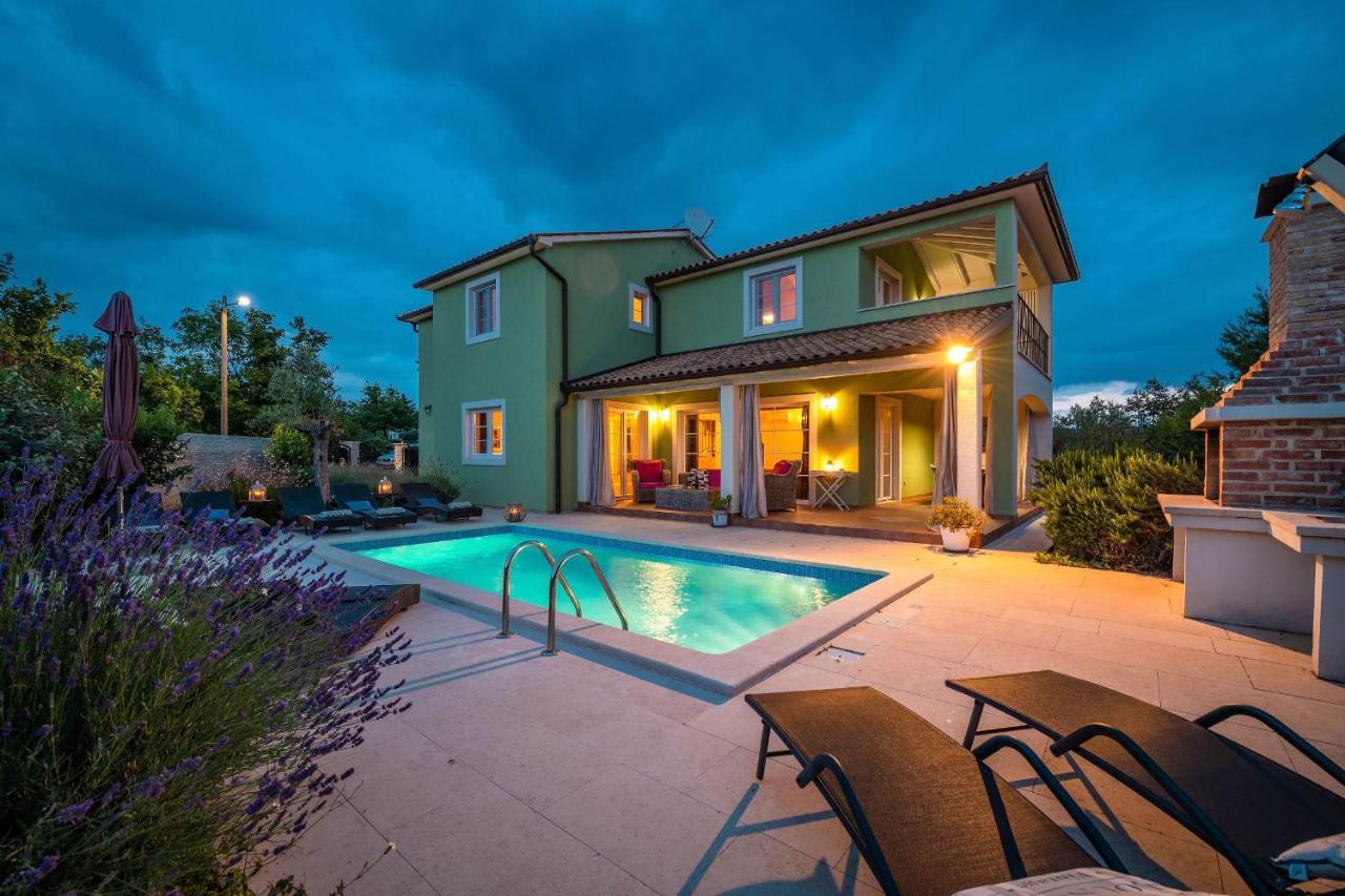 קרניצה Villa Branca 6+2 מראה חיצוני תמונה